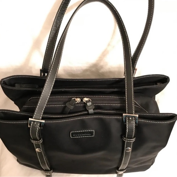 Storksak Gigi Diaper bag in black nylon - Picture 3 of 16